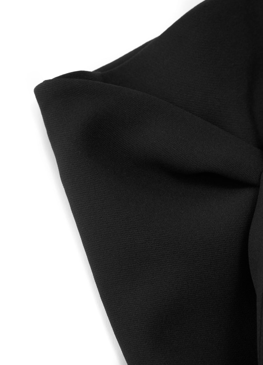 Modischer kurzer schwarzer Taillenrock