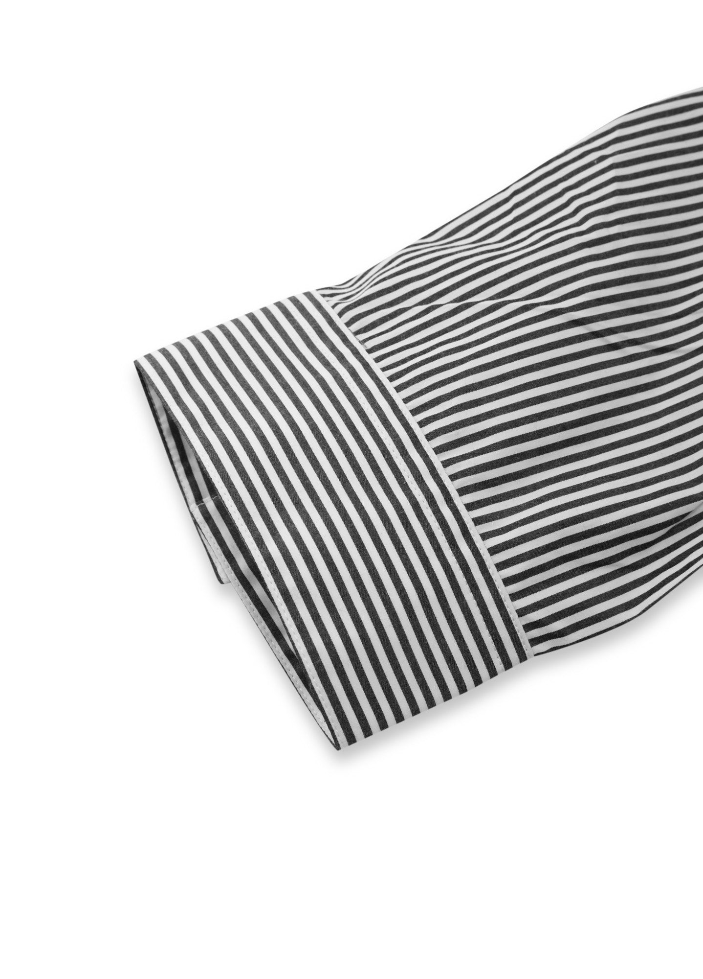 Übergroßes Faltenhemd